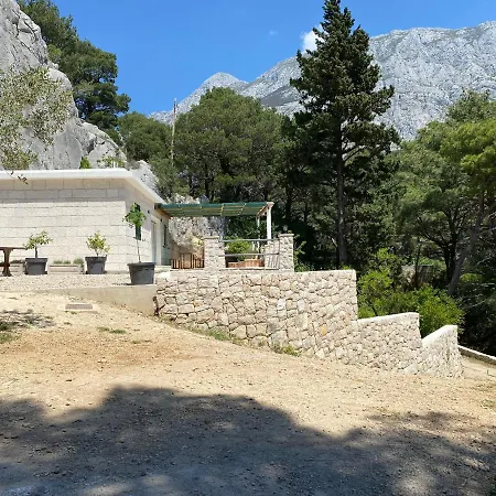 Holiday Home Nugal Makarska 2+2 Exterior photo